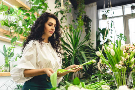 Grow Light Safety Tips: Preventing Overheating and Electrical Hazards Indoors